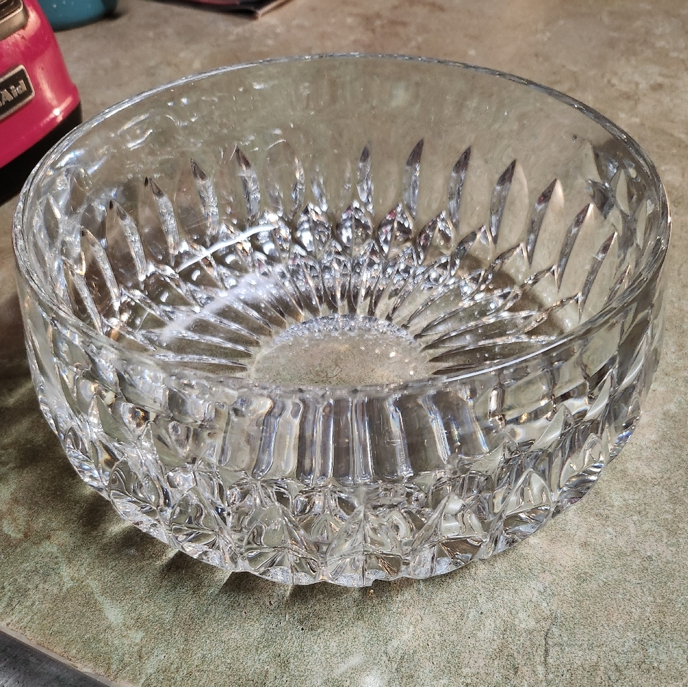 815. Beautiful Gorham Althea cut lead crystal large bowl